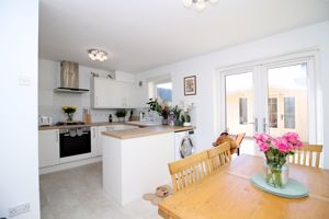 Kitchen/Diner- click for photo gallery